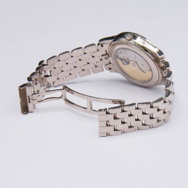 Patek Philippe Annual Calendar 5396/1G-010